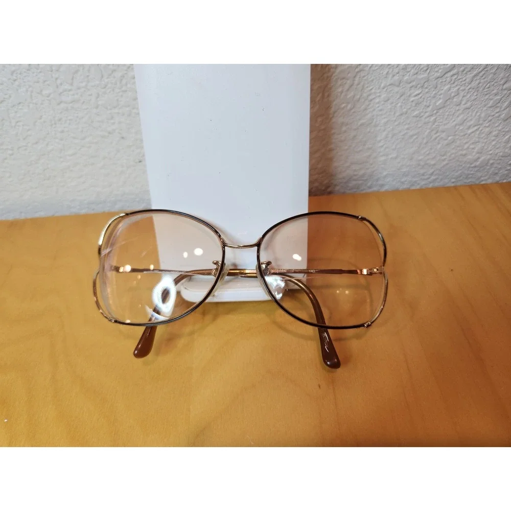 Vintage Tura‎ MOD 423 BBN Gold Oval Eyeglasses Frame Made in Japan 80s oversized